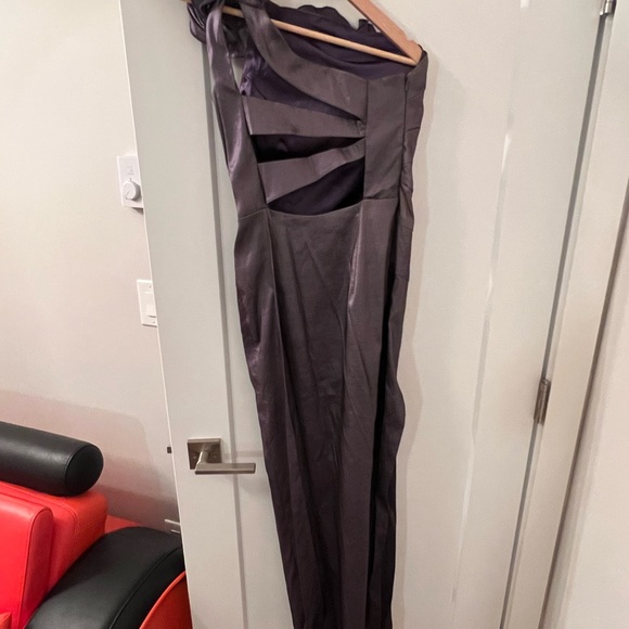 Beautiful party dress! - Picture 7 of 12